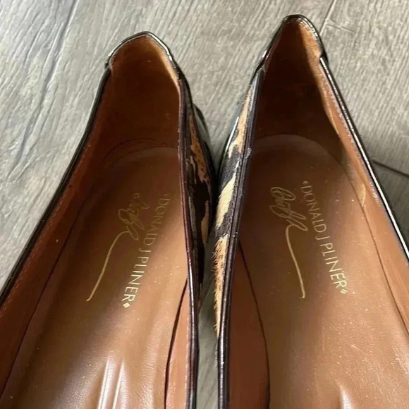 Donald Pliner NILA Calf Hair Animal  Print Patent Leather Low Wedge Size 10- EUC - Picture 8 of 10